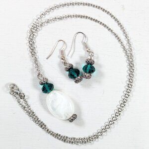 Swarovski bead jewelry set, emerald green earrings, Green and white pendant